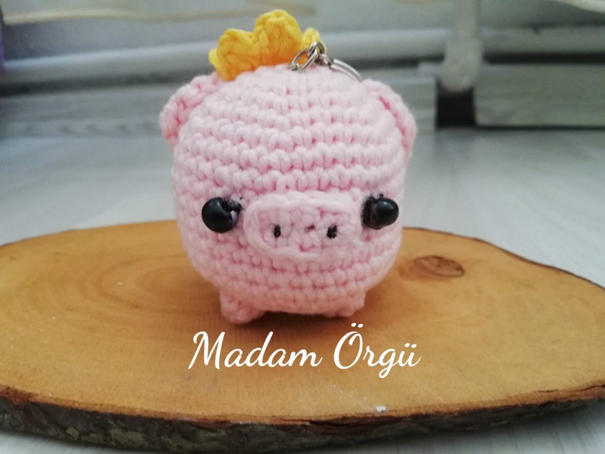 Amigurumi Sevimli Domuz Anahtarlık Yapımı