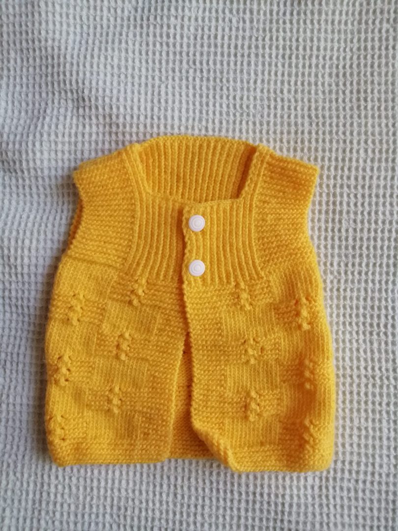Sarı Bebek Yeleği Yapımı